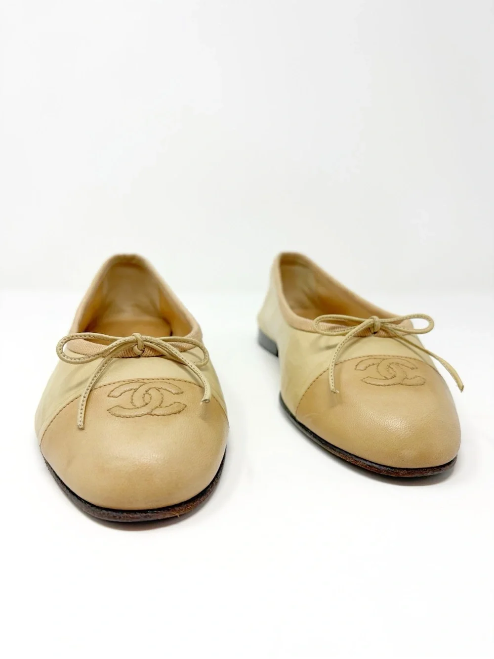 CHANEL Classic Cream Lamb Leather Ballerina Flats size 38